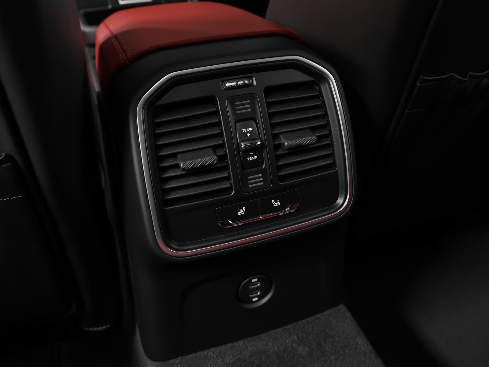 New 2026 Porsche Macan AWD/4WD image 42