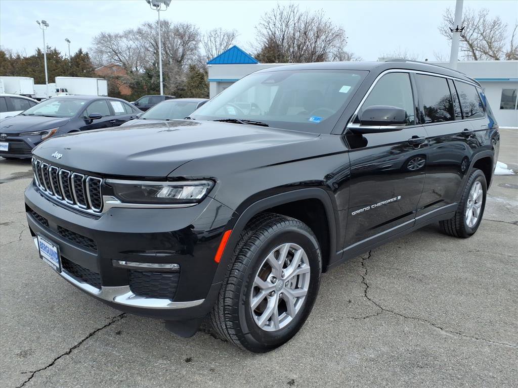 Used 2022 Jeep Grand Cherokee L Limited w/ Trailer Tow Group (B) image 8