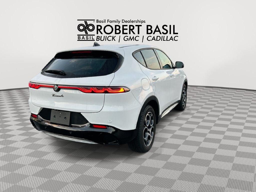 Used 2024 Alfa Romeo Tonale Ti w/ Active Assist Package AWD/4WD image 8