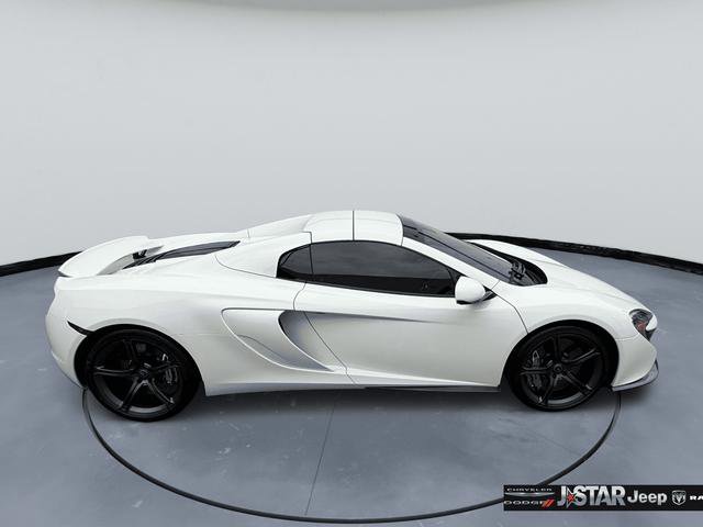Used 2015 McLaren 650S Spider image 4