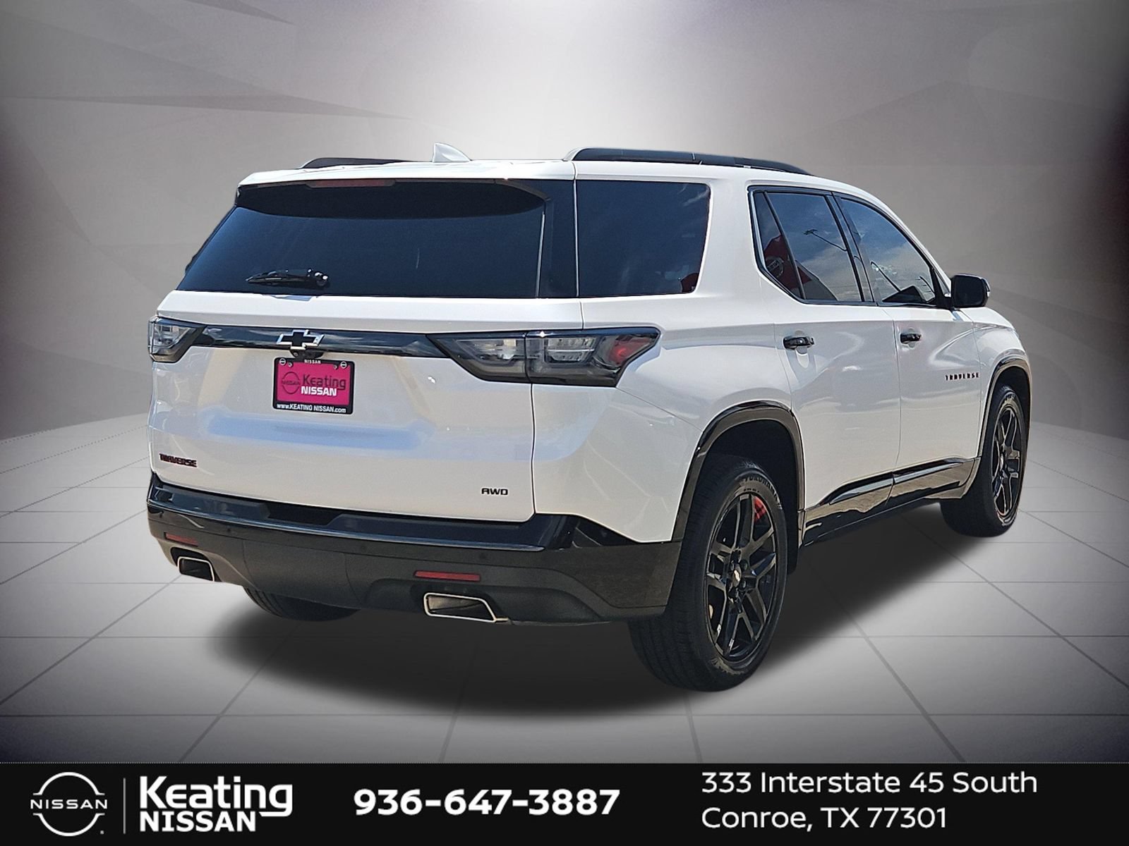 Used 2021 Chevrolet Traverse Premier w/ Redline Edition AWD/4WD image 3