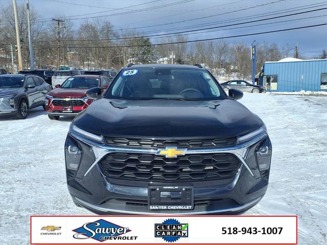 Used 2025 Chevrolet Trax LT w/ LT Convenience Package video 2