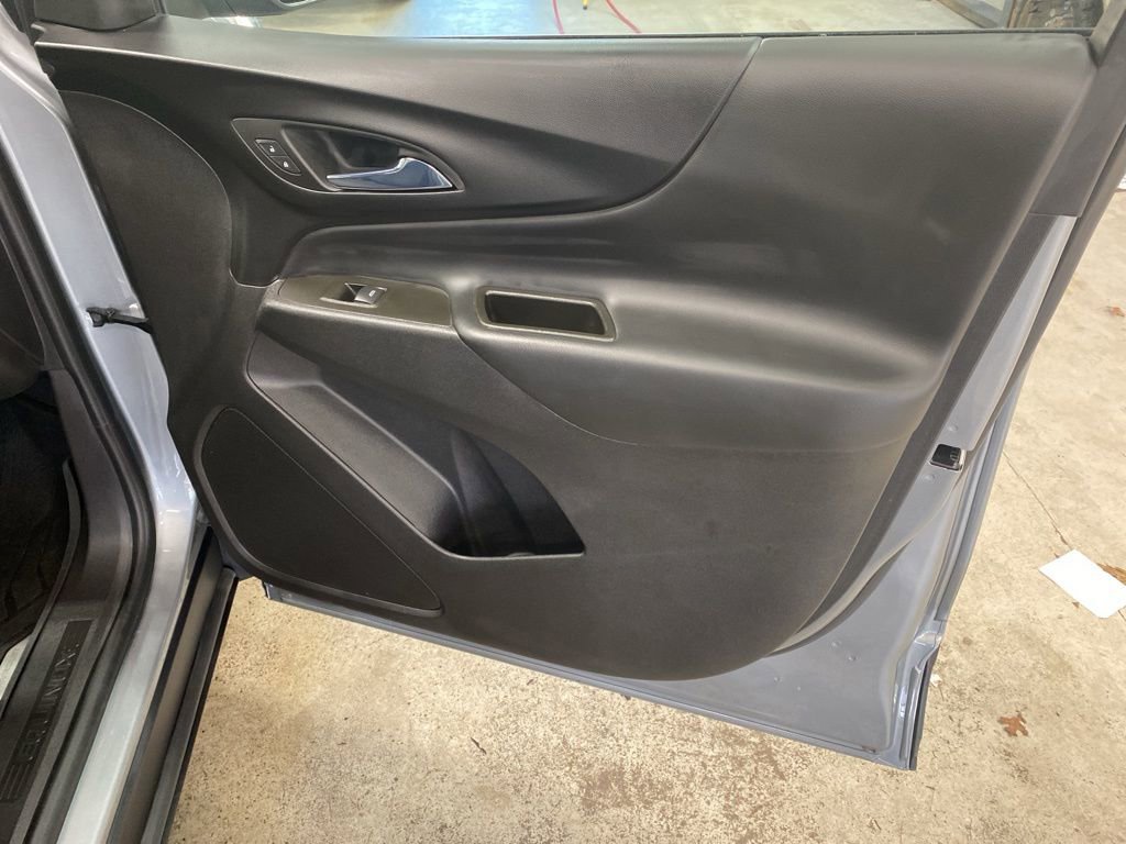 Used 2024 Chevrolet Equinox LT w/ LPO, Floor Liner Package image 20