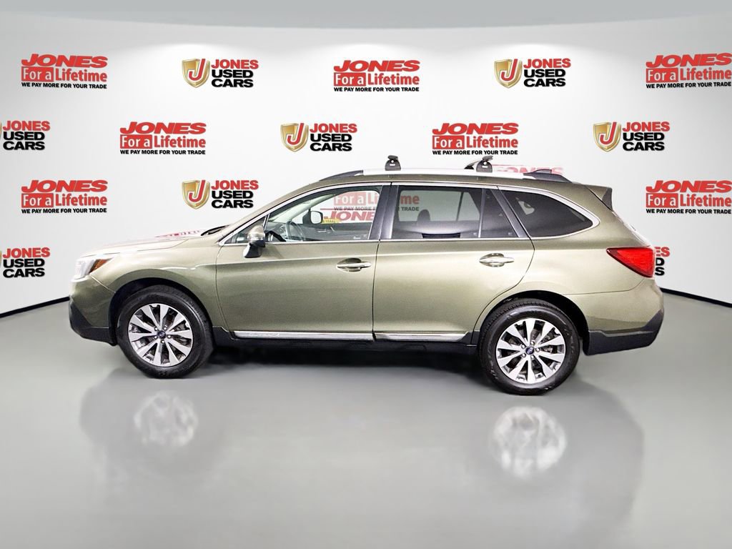 Used 2019 Subaru Outback 3.6R Touring AWD/4WD image 16