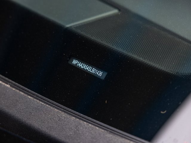 Certified 2025 Porsche Macan image 52