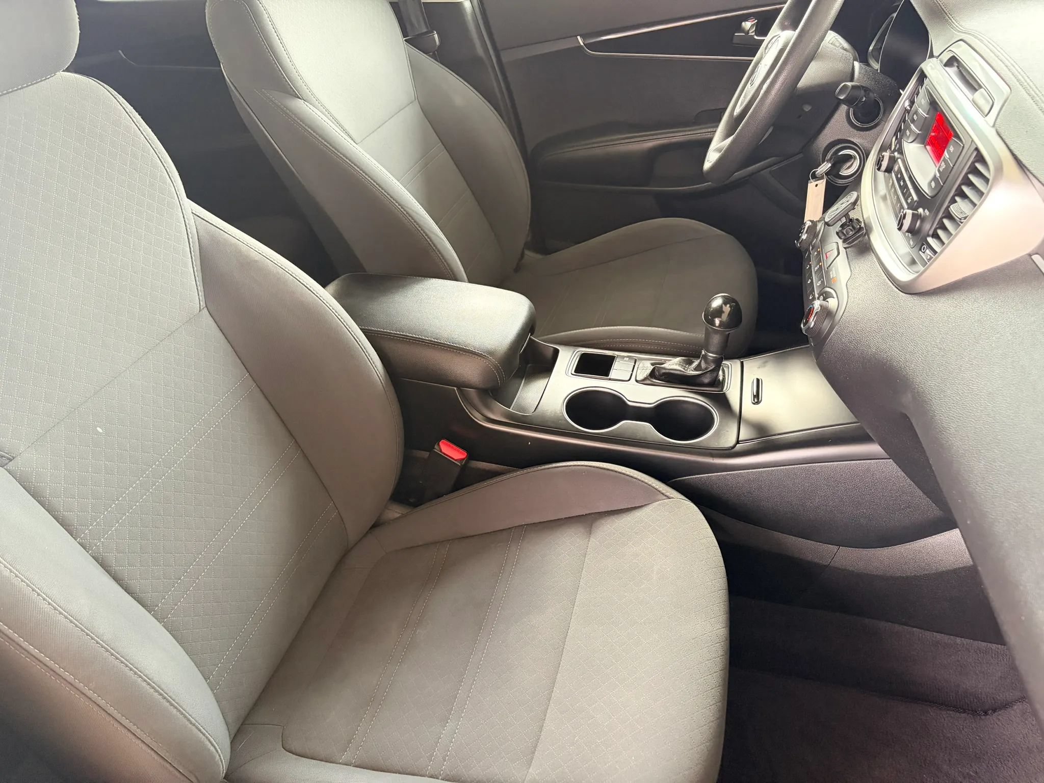 Used 2016 Kia Sorento L FWD image 11