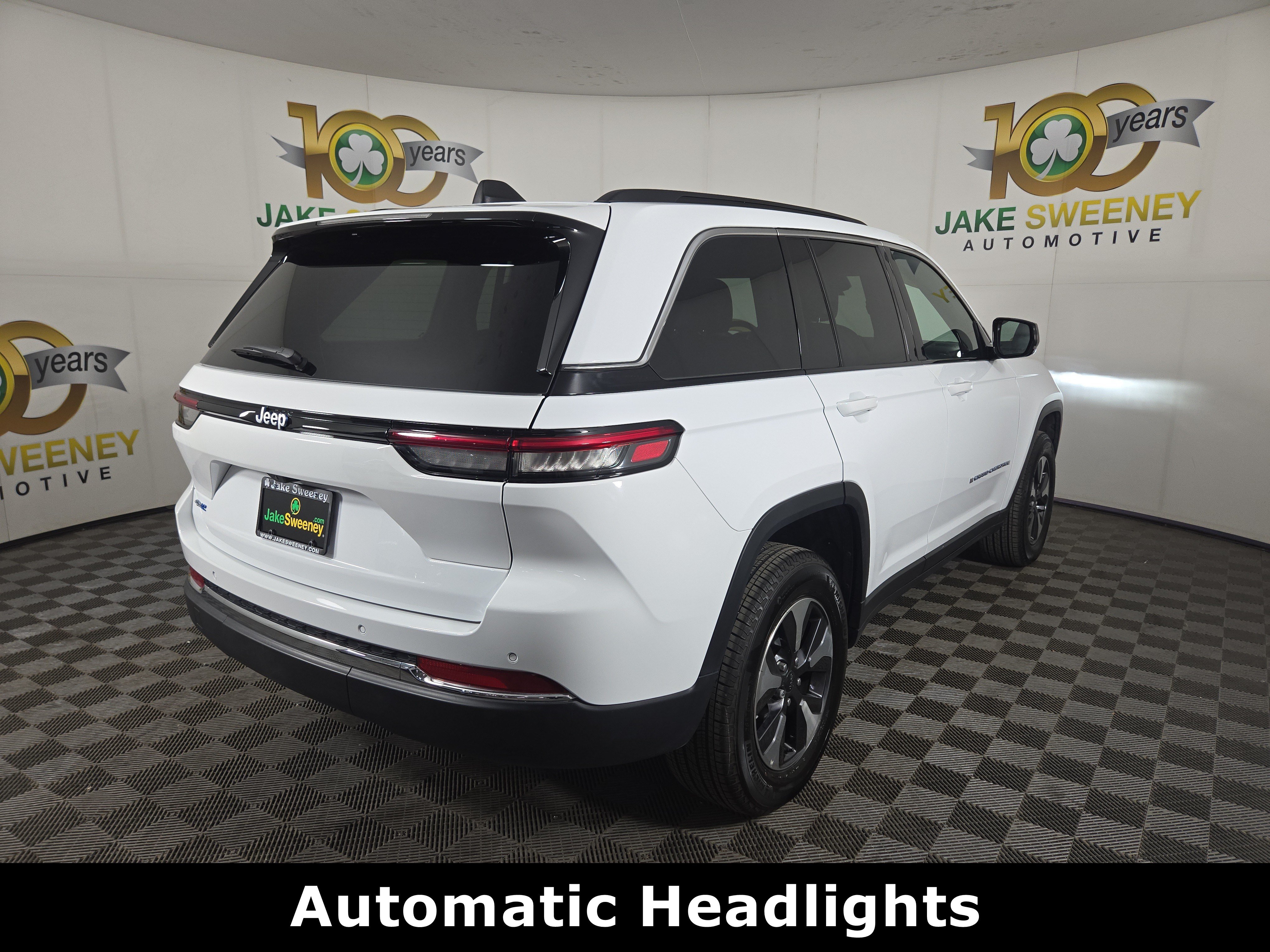 Certified 2025 Jeep Grand Cherokee Limited 4xe AWD/4WD image 10