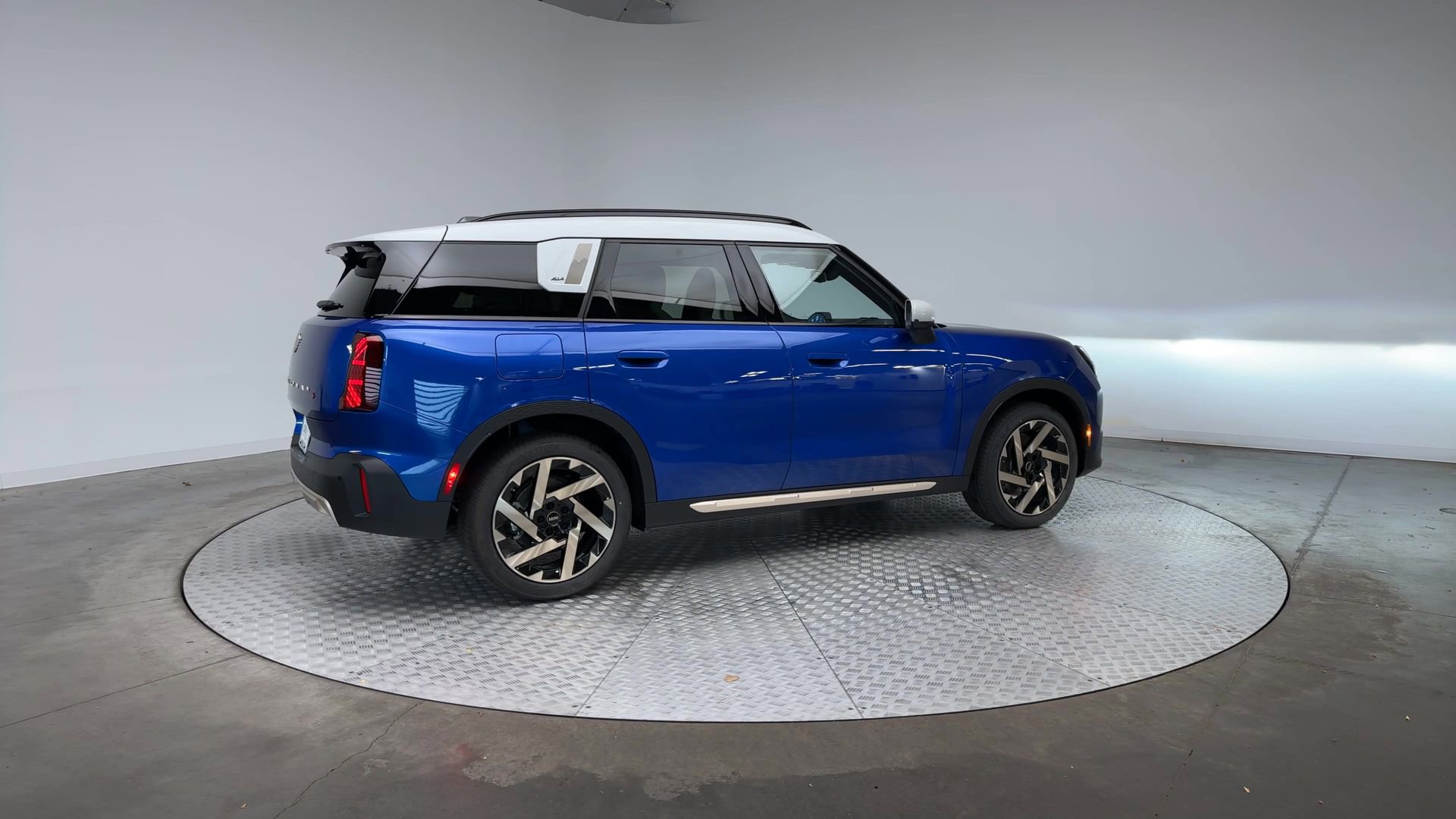 Used 2026 MINI Cooper Countryman S AWD/4WD image 2