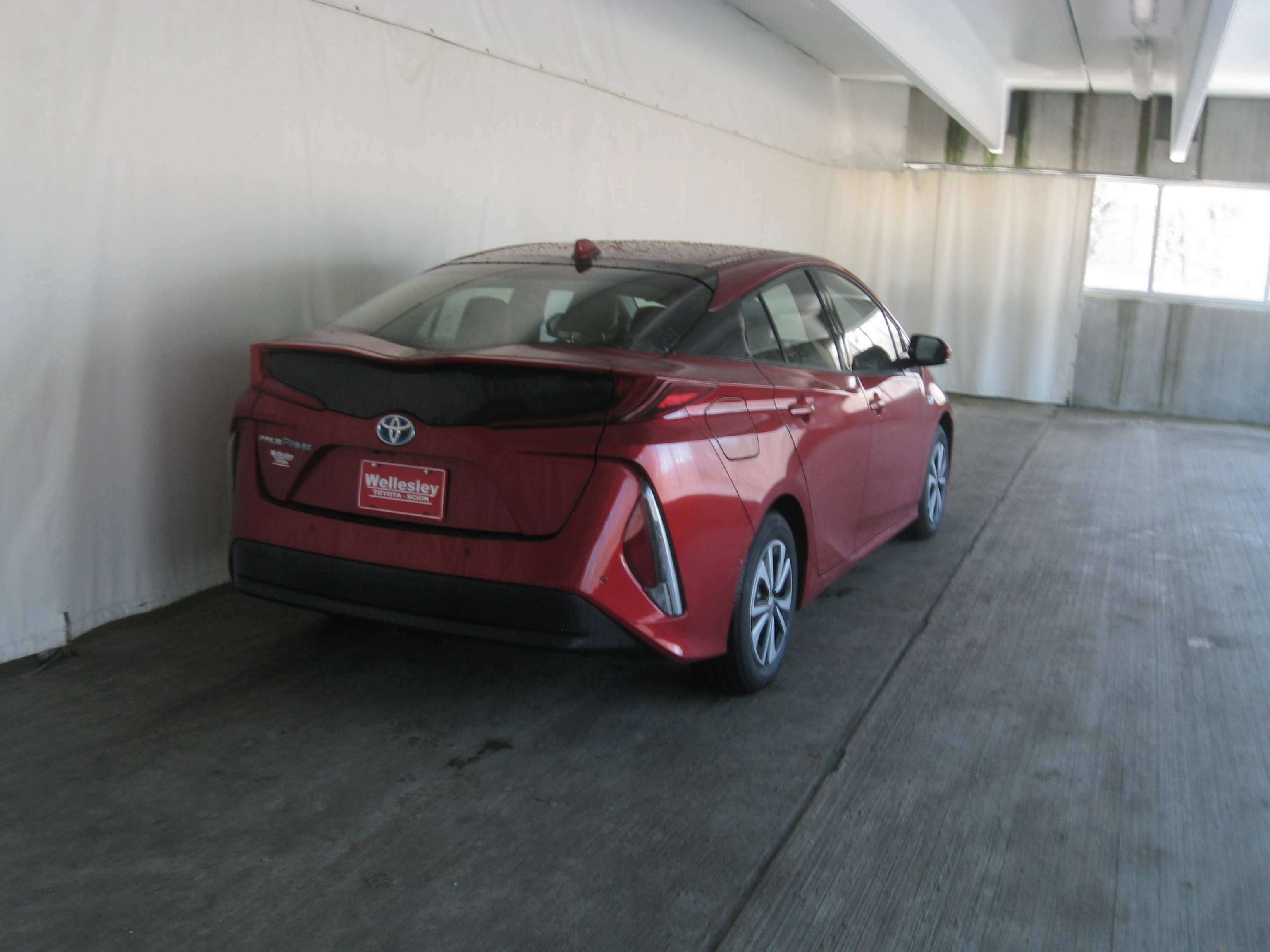 Used 2017 Toyota Prius Prime Advanced image 7