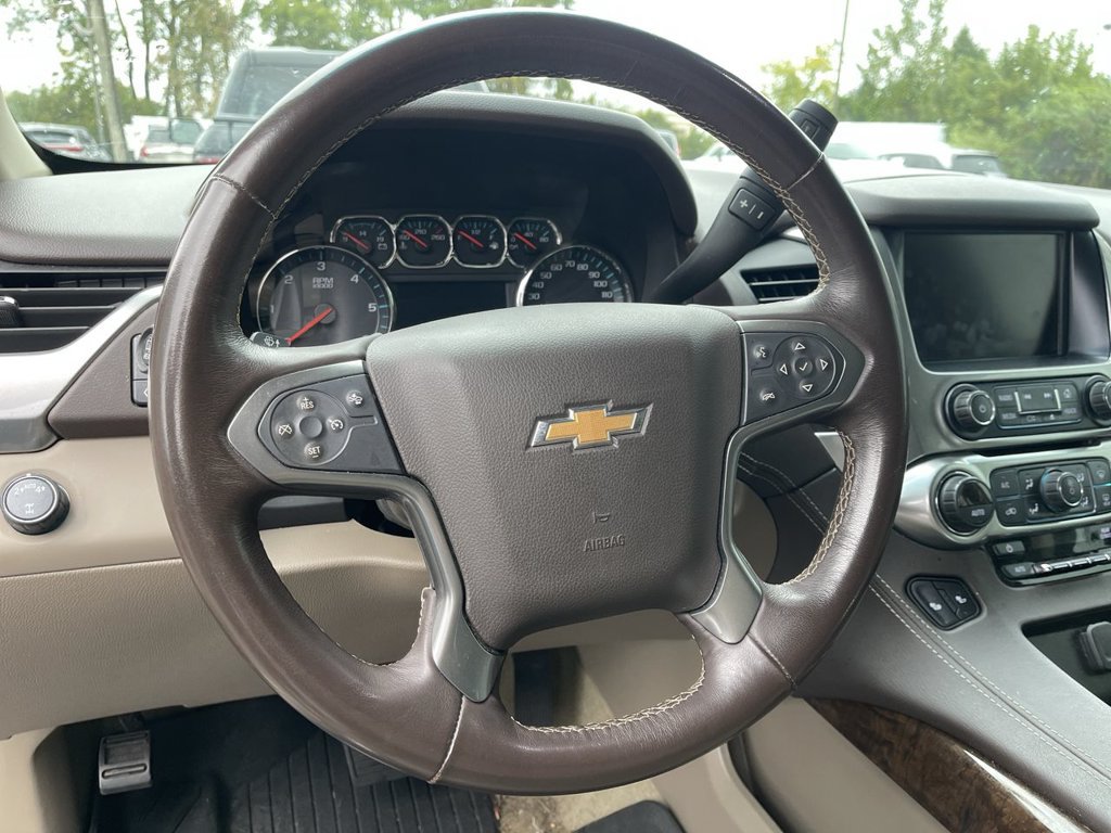 Used 2018 Chevrolet Suburban LT AWD/4WD image 5