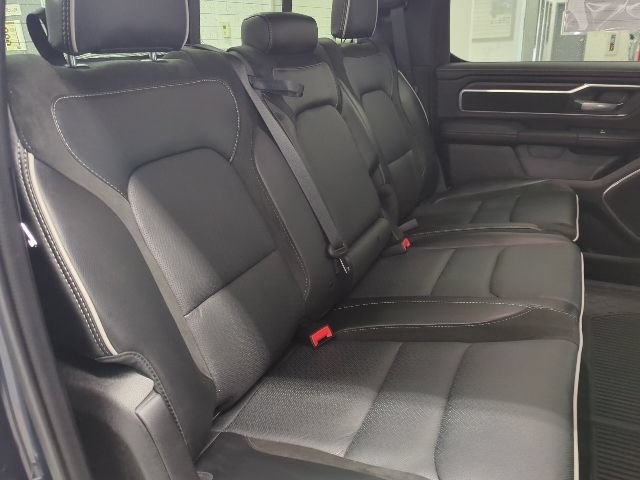 Used 2026 RAM 1500 Laramie w/ Sport Appearance Package AWD/4WD image 15