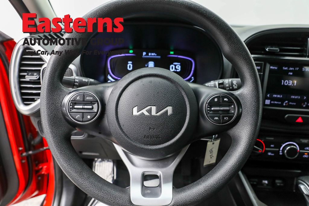 Used 2023 Kia Soul LX w/ Option Group 015 image 10