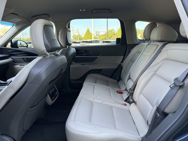 Certified 2024 Lincoln Nautilus Premier AWD/4WD image 18