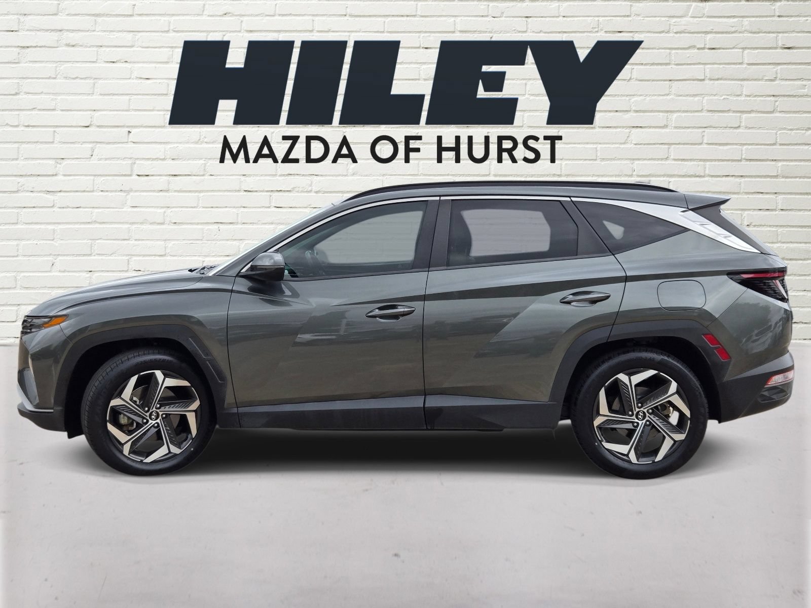 Used 2022 Hyundai Tucson SEL w/ Convenience + Premium Package FWD image 3