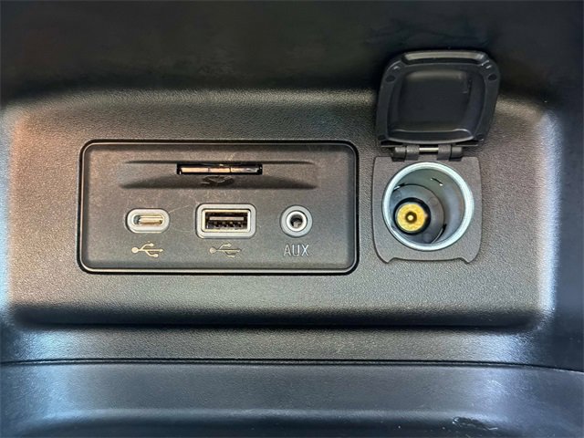 Used 2022 Chevrolet Equinox RS w/ RS Leather Package image 31