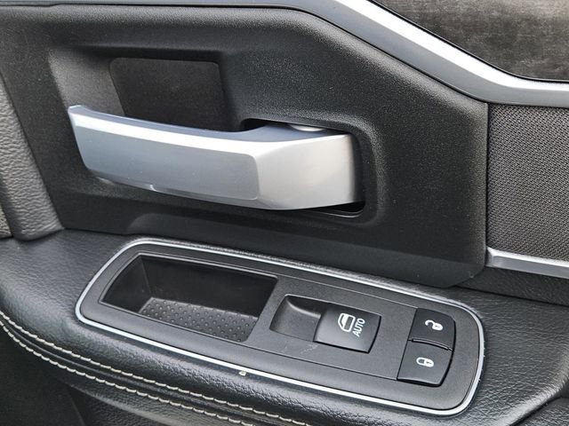 Used 2024 RAM 2500 Big Horn w/ Bed Utility Group image 33