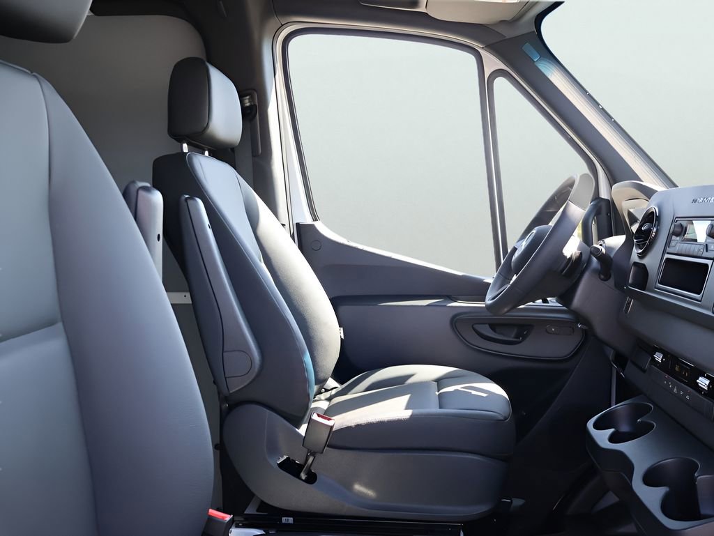 New 2026 Mercedes-Benz Sprinter 144 Cargo image 8