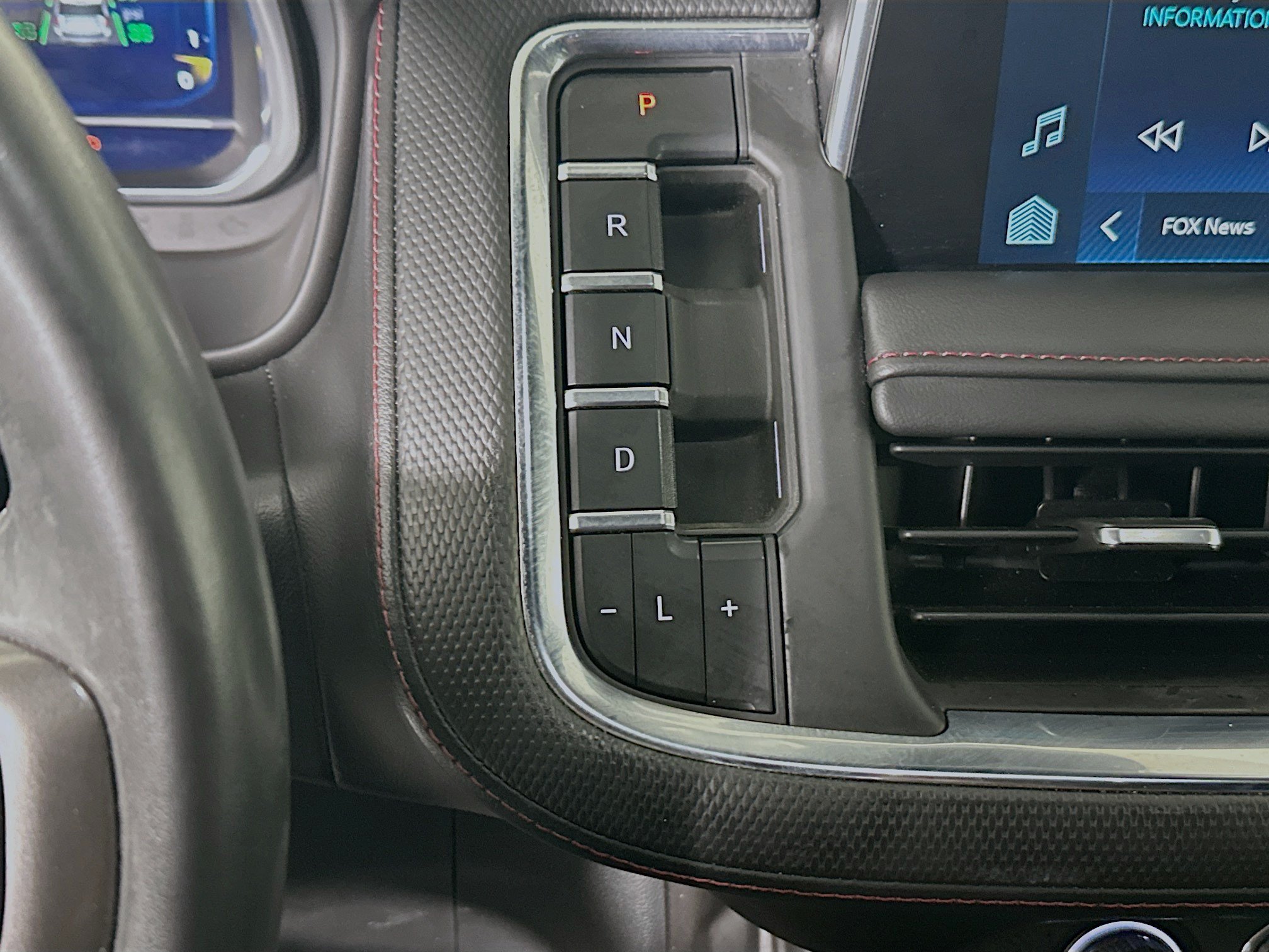 Used 2023 Chevrolet Tahoe RST w/ Luxury Package RWD image 21