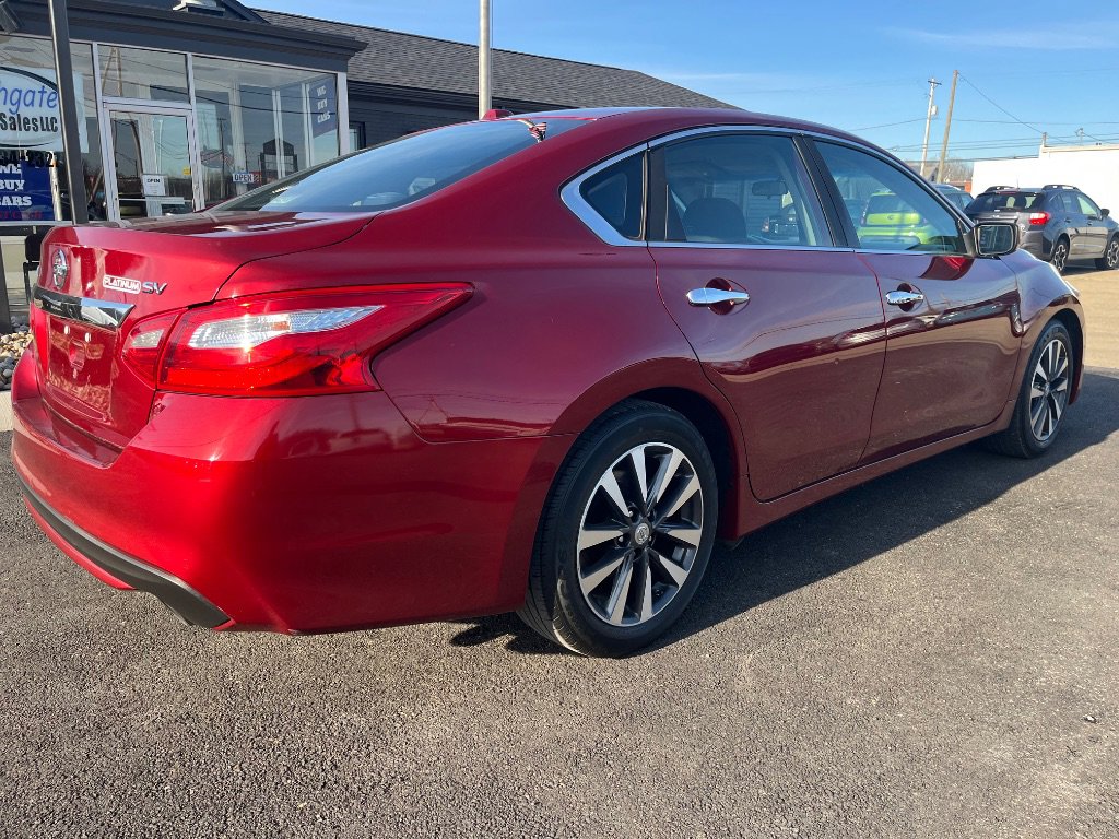 Used 2017 Nissan Altima 2.5 SV image 5