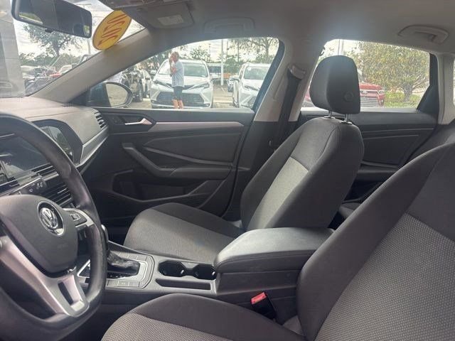 Used 2020 Volkswagen Jetta S FWD image 3