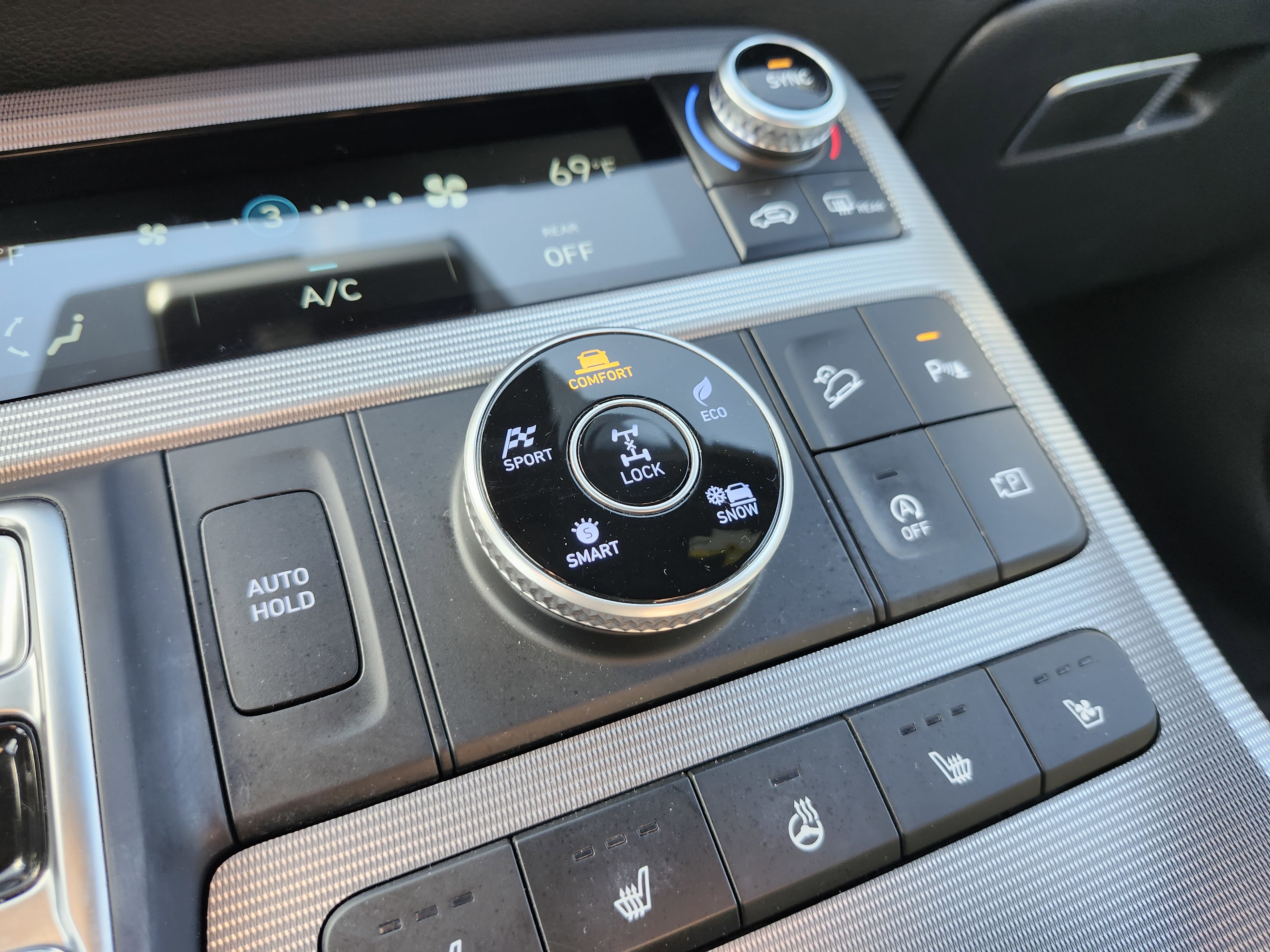 Used 2024 Hyundai Palisade Calligraphy image 10