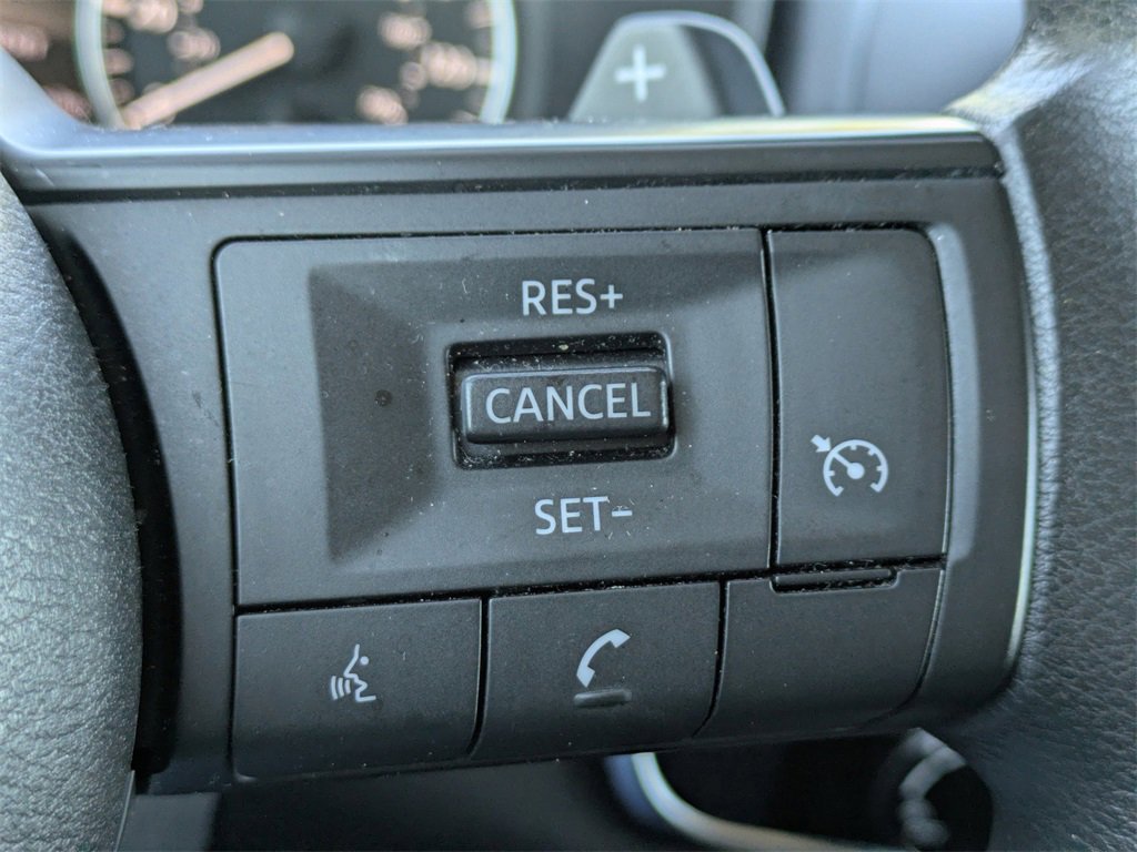 Used 2024 Nissan Rogue S image 26