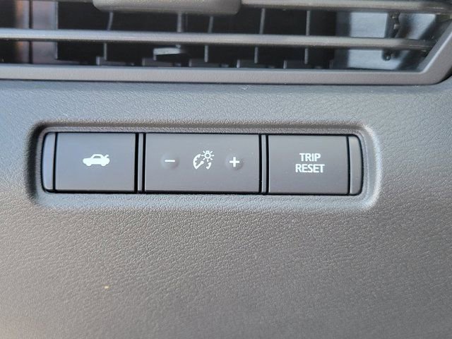 New 2026 Nissan Altima 2.5 SR FWD image 14