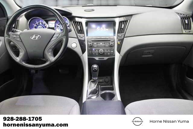 Used 2014 Hyundai Sonata SE w/ Premium Package 04 FWD image 12