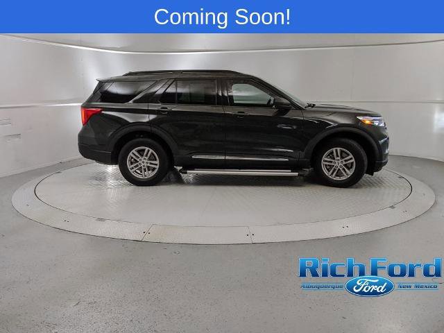 Certified 2024 Ford Explorer XLT image 2