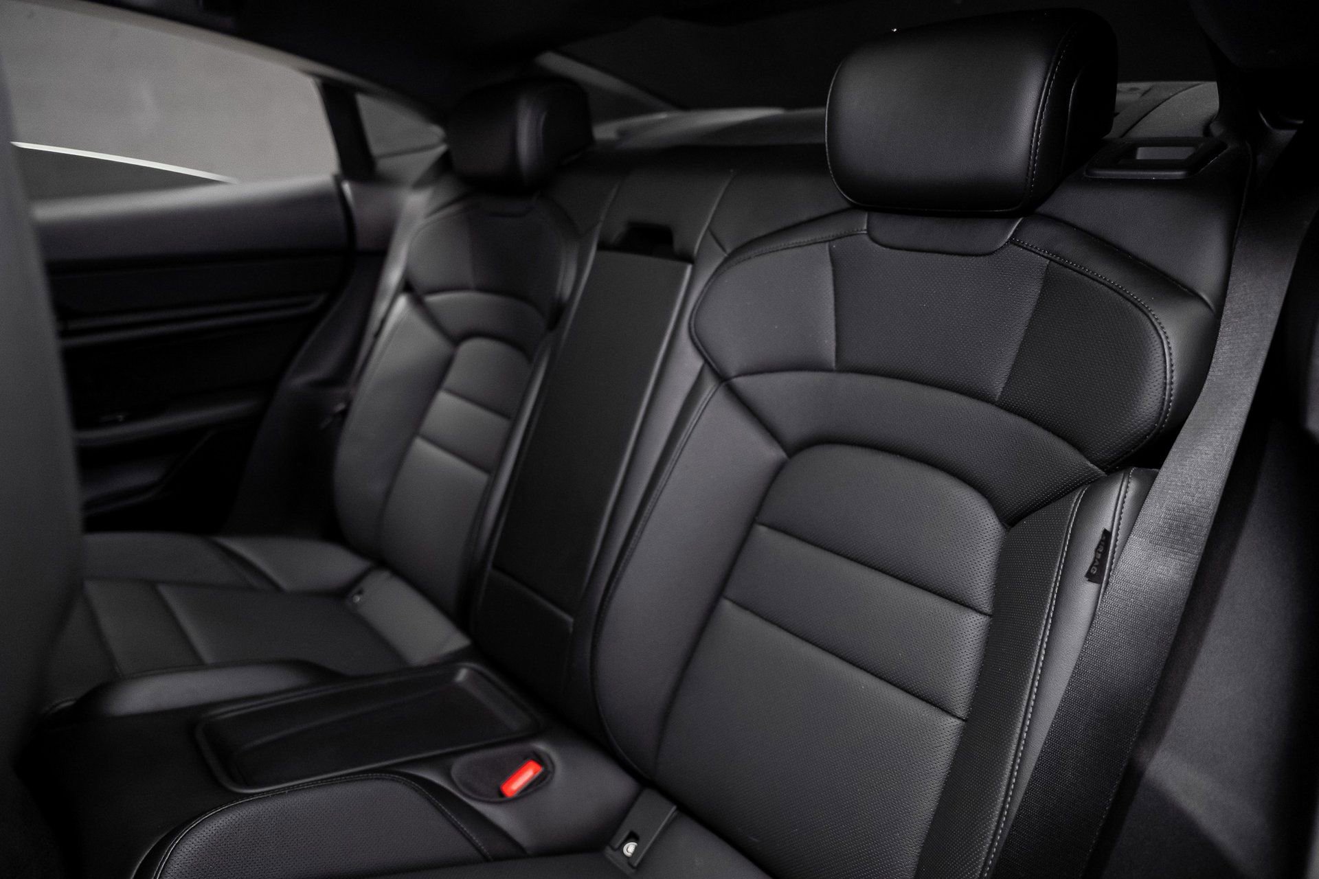 Used 2022 Porsche Taycan image 66