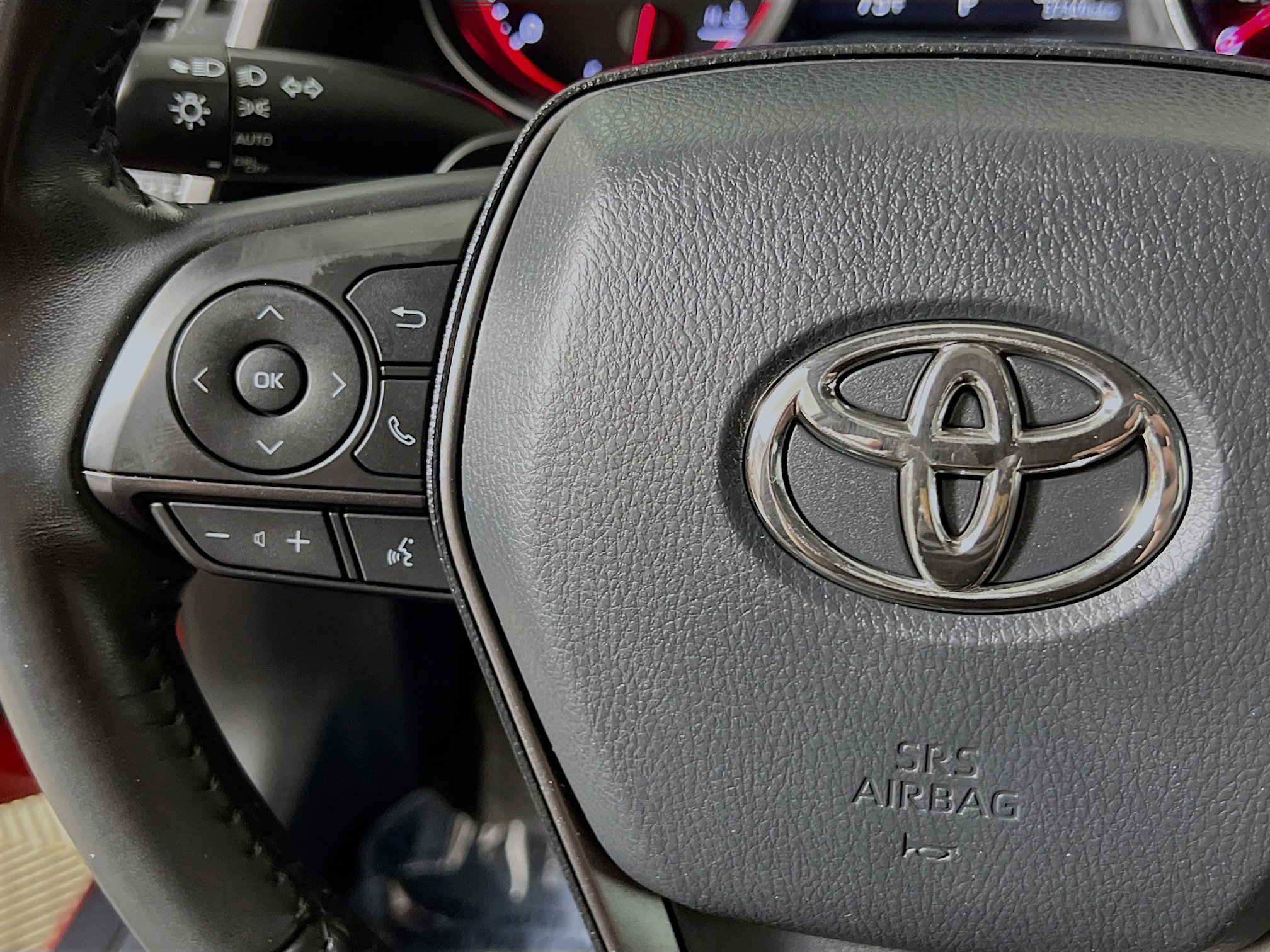 Used 2022 Toyota Camry XSE image 19