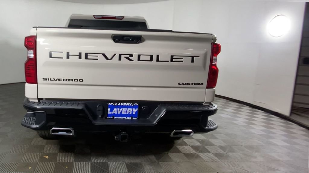 New 2026 Chevrolet Silverado 1500 Custom Trail Boss w/ LPO, Dark Essentials Package image 9