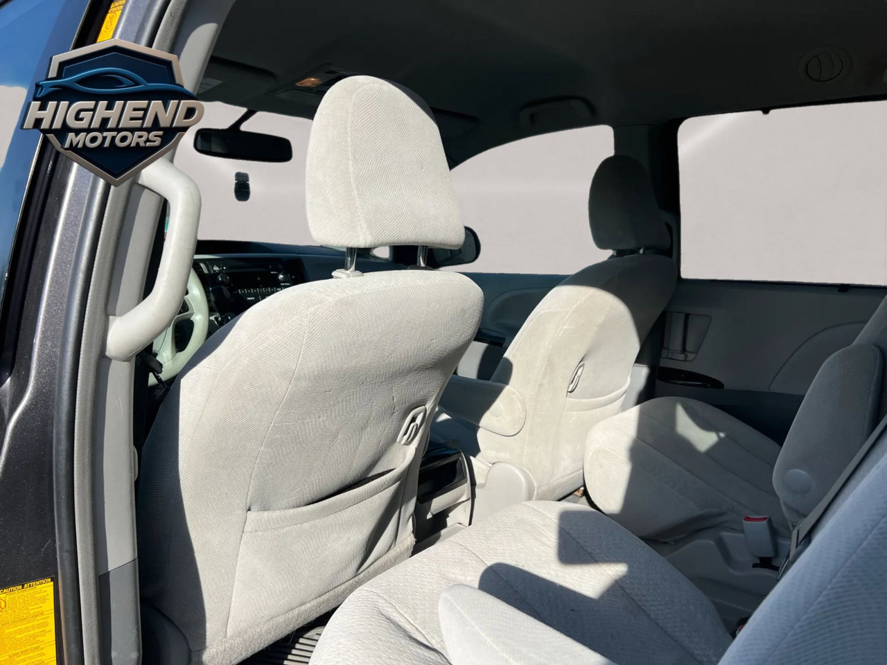 Used 2013 Toyota Sienna LE image 16
