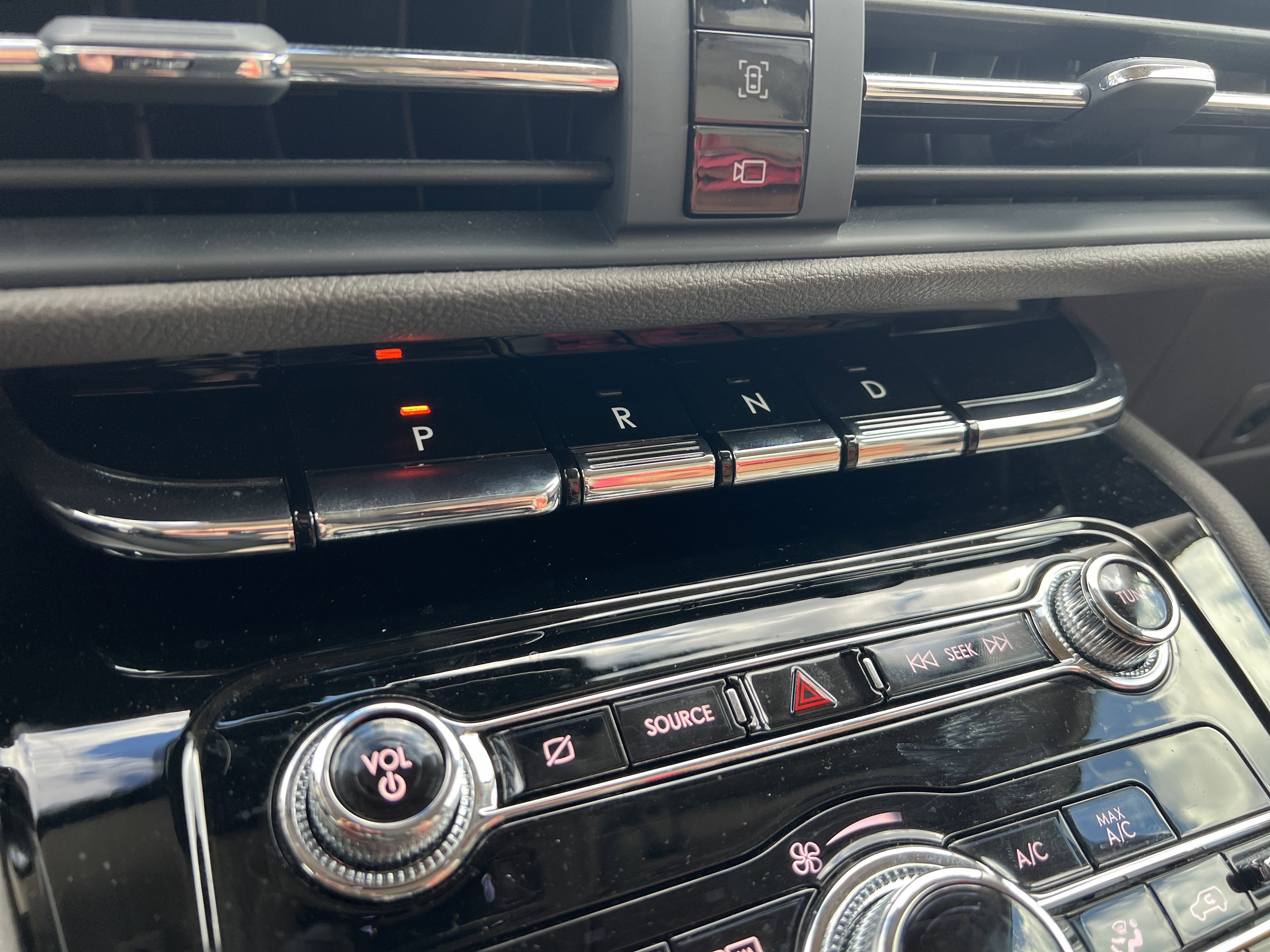 Used 2021 Lincoln Corsair FWD w/ Equipment Group 101A image 26