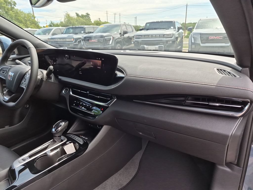 New 2026 Buick Envista Sport Touring FWD image 37