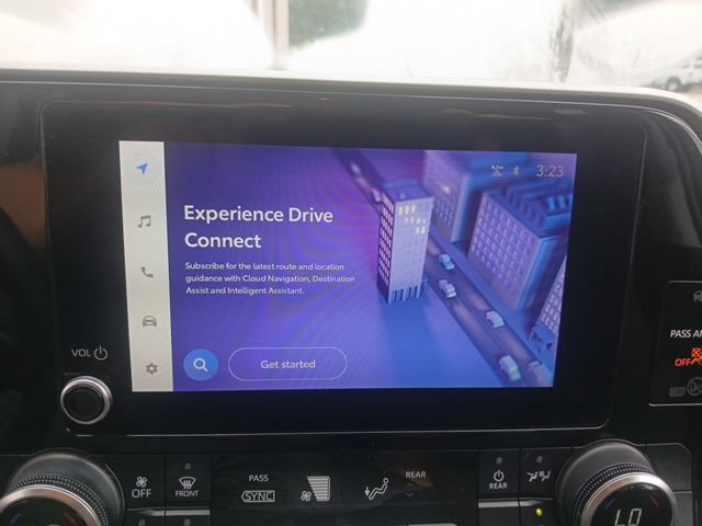 Used 2023 Toyota Highlander LE FWD image 35