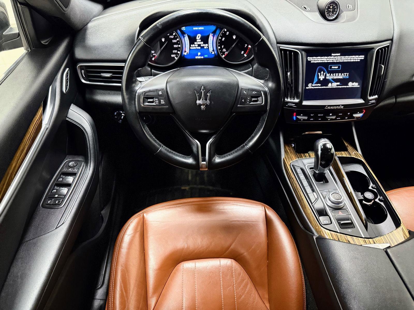 Used 2017 Maserati Levante image 2