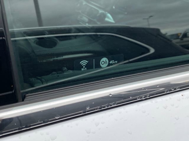 Used 2018 Chevrolet Tahoe LT w/ Luxury Package image 4