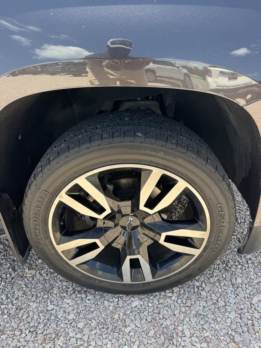Used 2018 Chevrolet Tahoe Premier RWD image 21