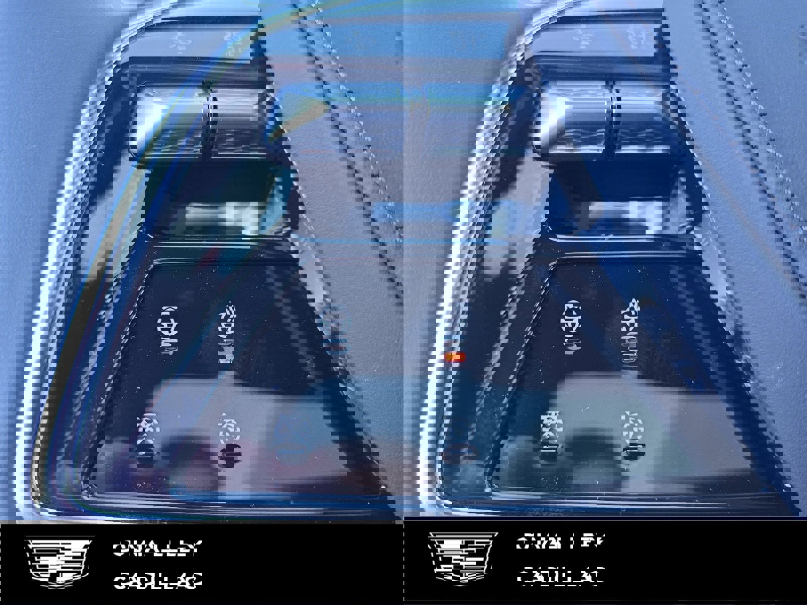 New 2026 Cadillac Lyriq Signature Luxury image 16