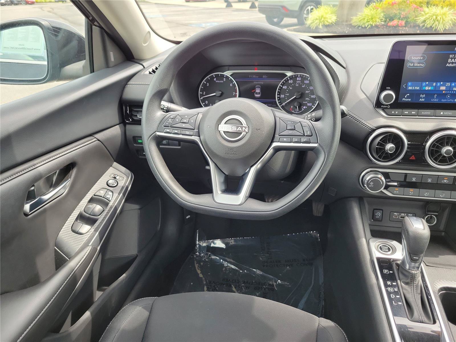 Used 2024 Nissan Sentra SV FWD image 11