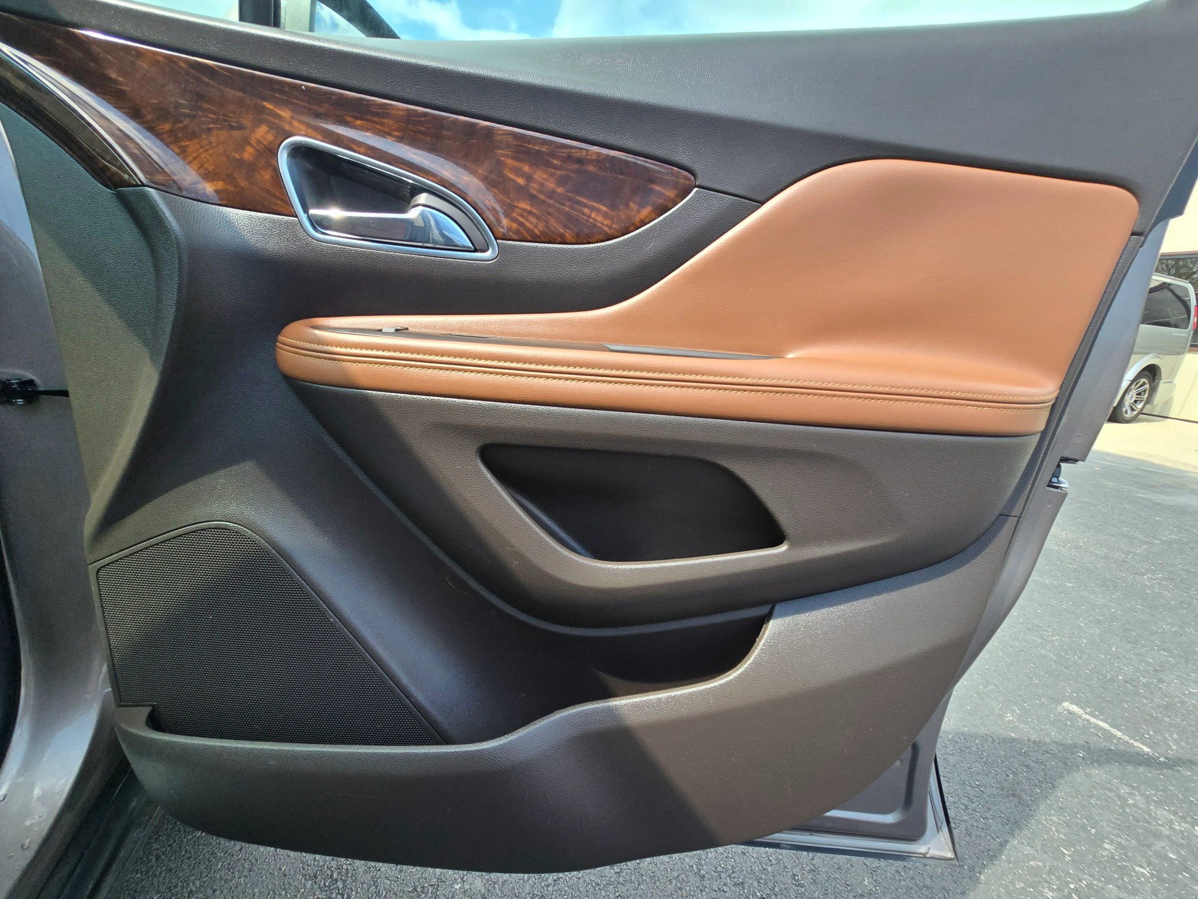 Used 2015 Buick Encore Leather w/ Experience Buick Package image 18