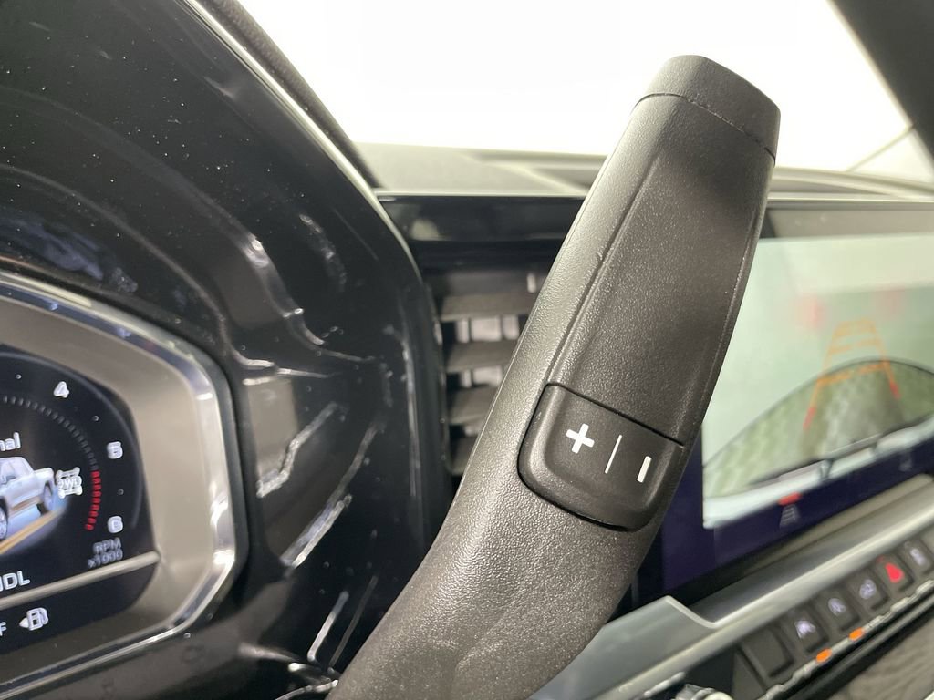 Used 2025 GMC Sierra 1500 SLT image 15