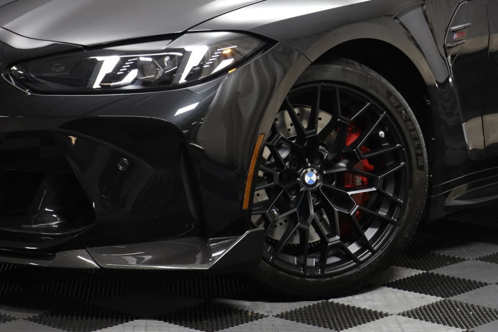 Used 2025 BMW M4 CS AWD/4WD image 3