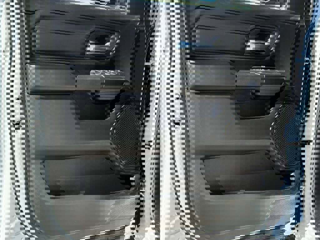 New 2026 RAM 1500 Express image 27