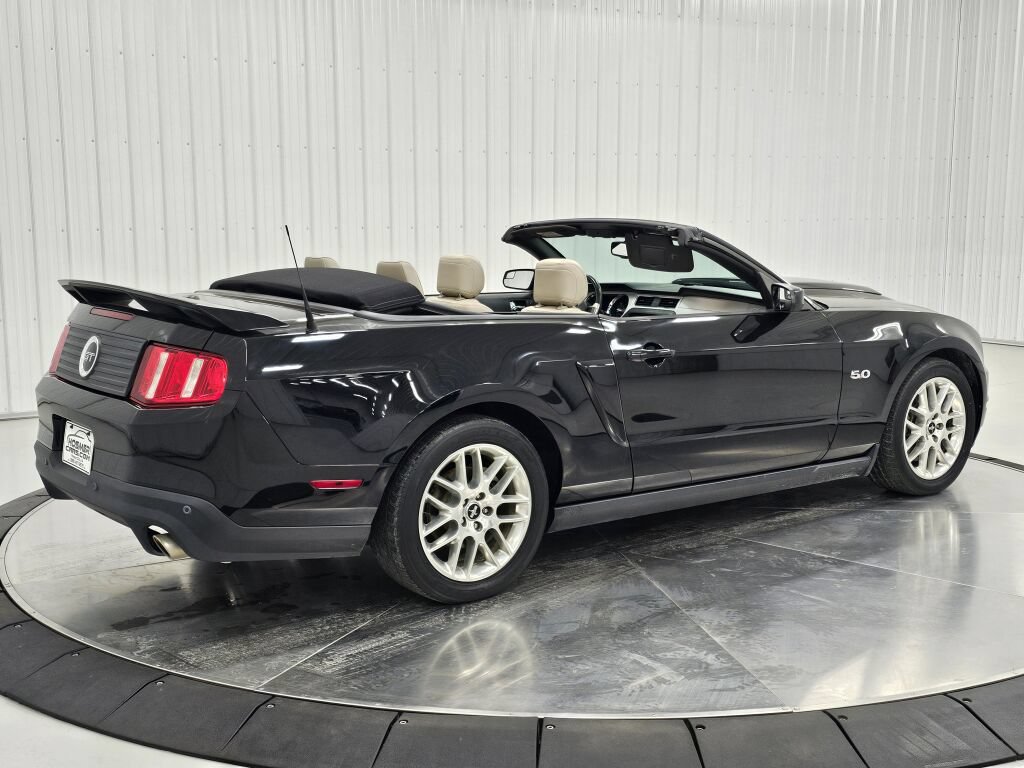 Used 2012 Ford Mustang GT Premium RWD image 12