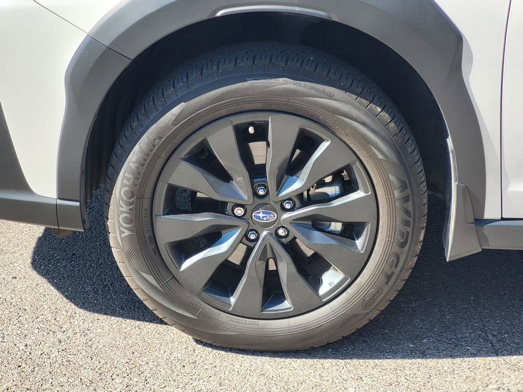 Used 2025 Subaru Outback Onyx Edition AWD/4WD image 9