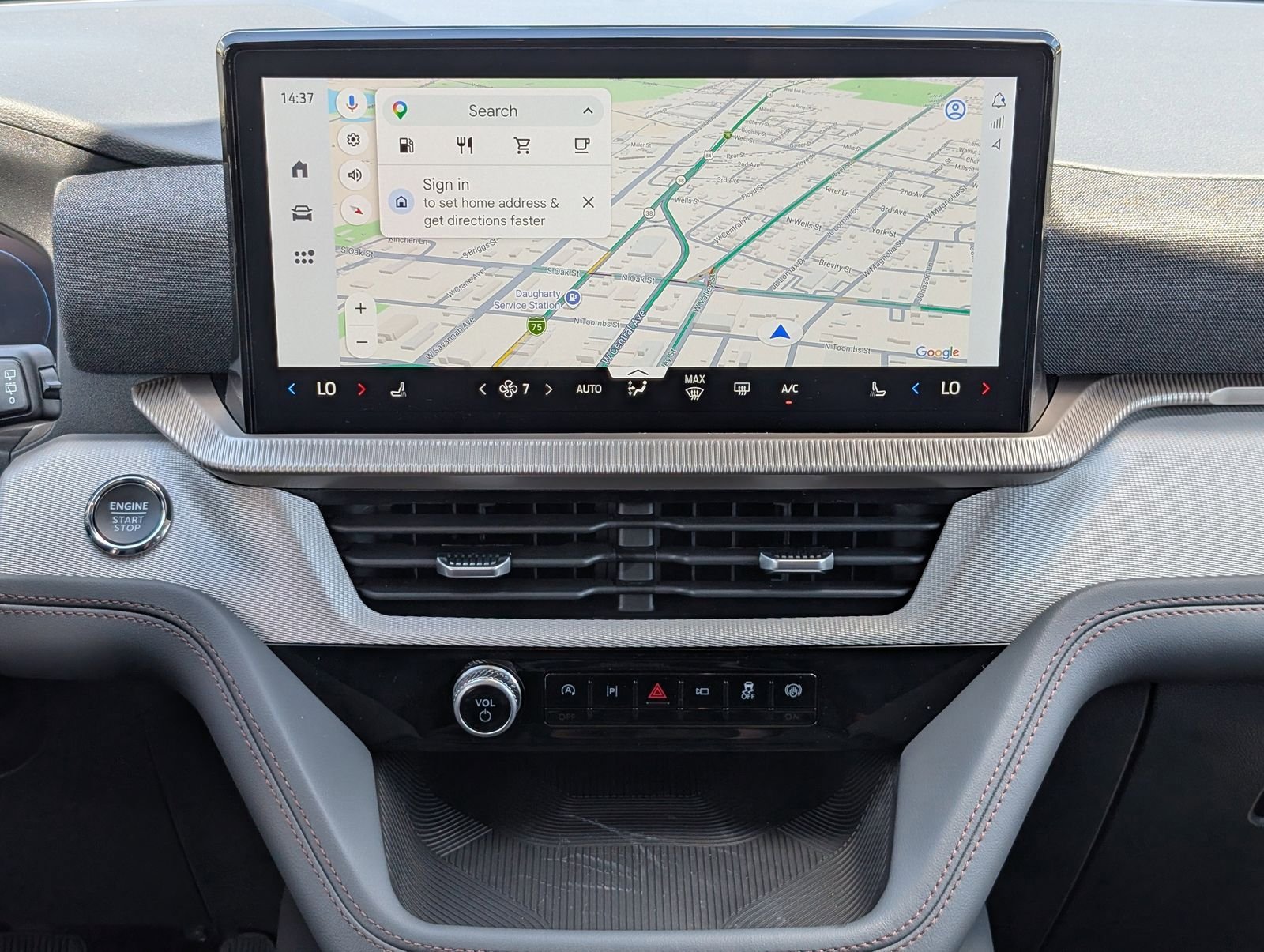 New 2026 Ford Explorer Active RWD image 17