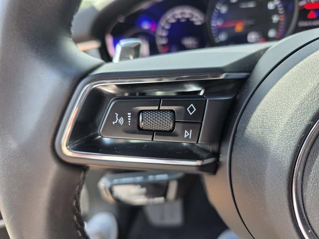 Used 2022 Porsche Panamera RWD image 17