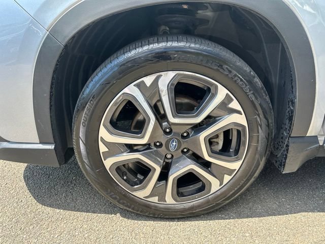 Used 2023 Subaru Ascent Limited w/ Technology Package AWD/4WD image 37